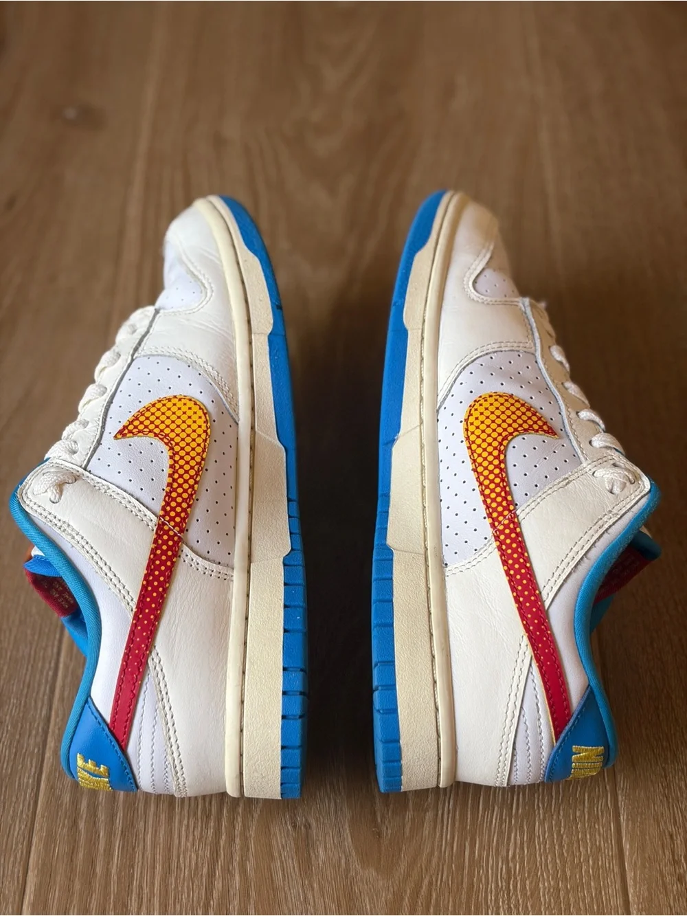 Nike Dunk Low Retro SE Pop Art Sneakers Size 7 White Blue Red Yellow